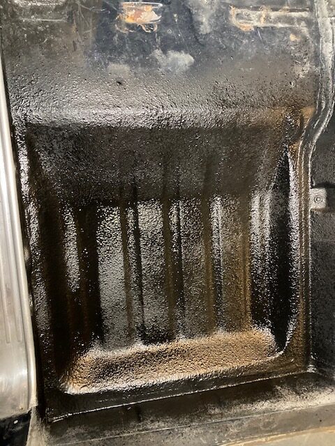 Volvo Amazon – Restoring a Rusty Rear Floor